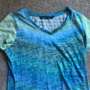 Women’s Prana V-neck shirt size XS.
